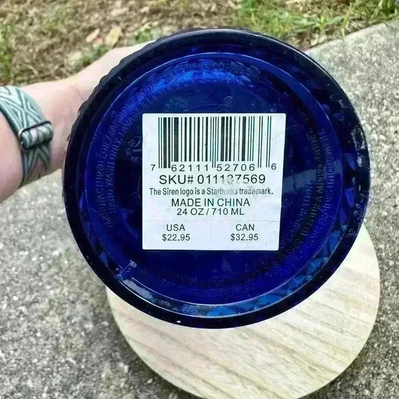 New Starbucks “JEWELED AZURE” Blue Venti Tumbler Cold Cup 24oz Holiday 2022 - Picture 3 of 5